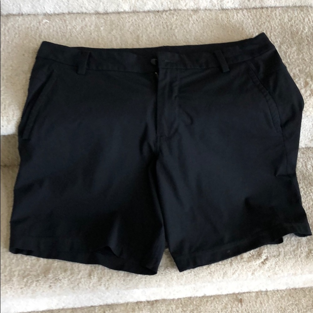 Lululemon shorts. Warpstream. EUC